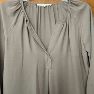 EUC Violet +Claire 3/4 sleeves Sage Green Tunic Size Small